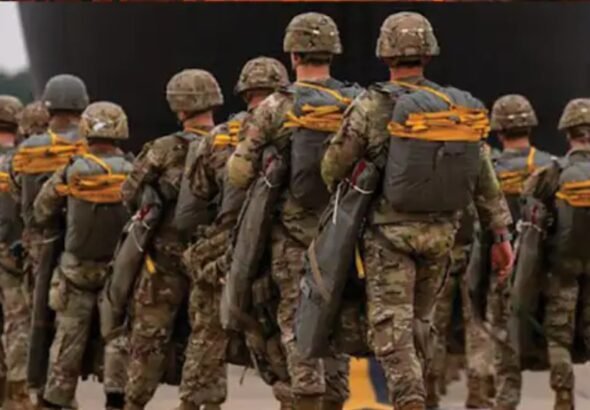 मिडिल ईस्ट पहुचे अमेरिकी सैनिक