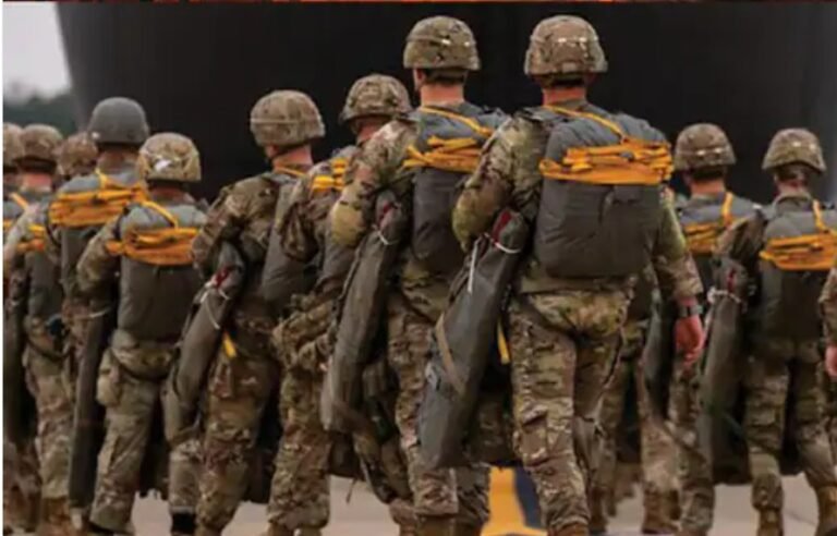 मिडिल ईस्ट पहुचे अमेरिकी सैनिक