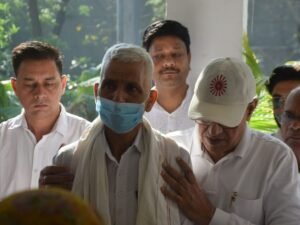 हरीष राणा के पिता