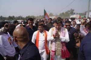 ‘परिवर्तन यात्रा’ की जनसभा में शामिल हुए CM