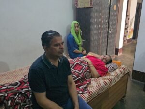 13 दिन इलाज चलने के बाद अब महिला स्वस्थ होकर घर लौटी महिला
