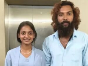 मोनालिसा और मुस्लिम बॉयफ्रेंड फरमान