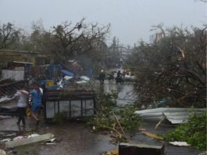 मयूरभंज जिले में तूफान ने भारी तबाही मचाई।