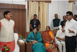 सीधी कलेक्टर को हटाया