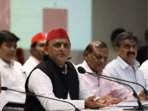 समाजवादी पार्टी प्रमुख अखिलेश यादव