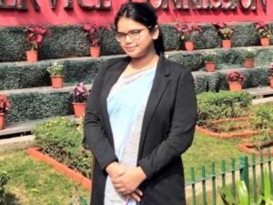 बिहार की आकांशा सिंह