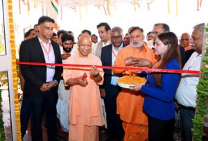 गैस किल्लत को लेकर बोले CM योगी