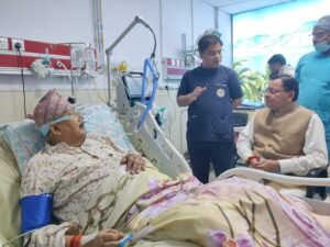  CM धामी पहुंचे एम्स