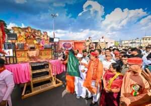 चेटीचंड के जुलूस को दिखाई हरी झंड़ी