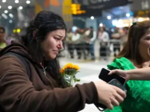 अबू धाबी से लौटे भारतीय