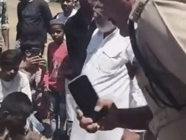 ईदगाह मस्जिद में टावर पर बवाल