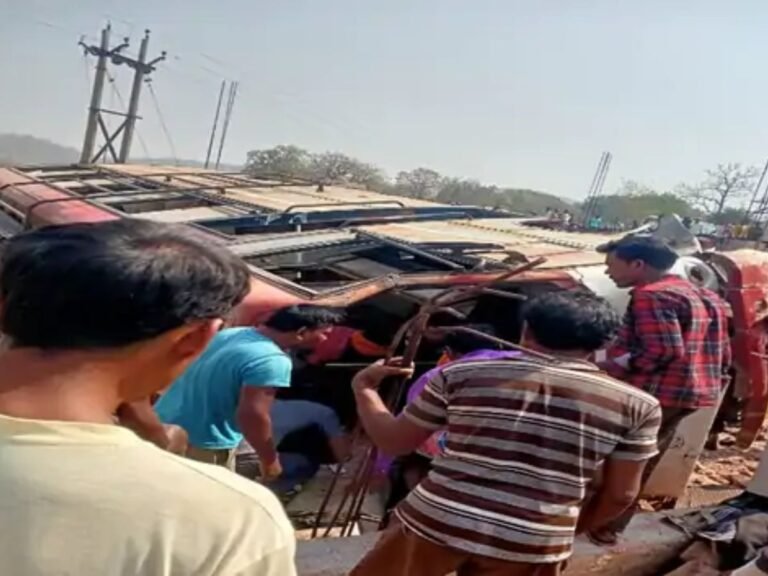 छत्तीसगढ़ में दो हादसों में 9 मौतें,27 घायल