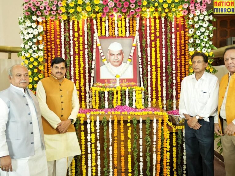 मुख्यमंत्री डॉ मोहन यादव ने दी स्व. कुंजीलाल दुबे को श्रद्धांजलि