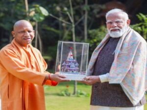 शासन प्रमुख बने पीएम मोदी,CM योगी ने दी बधाई