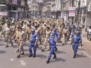 चप्पे-चप्पे पर पुलिस तैनात