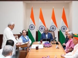 केंद्रीय मंत्री रहे मौजूद