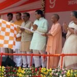 CNG वाहनों को फ्लैग ऑफ