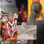 Students Pray In Temples