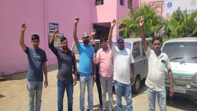 झारखण्ड CM सोरेन के क्षेत्र बरहेट में ‘ममता वाहन’ सेवा ठप, भुगतान न मिलने पर चालकों की अनिश्चितकालीन हड़ताल