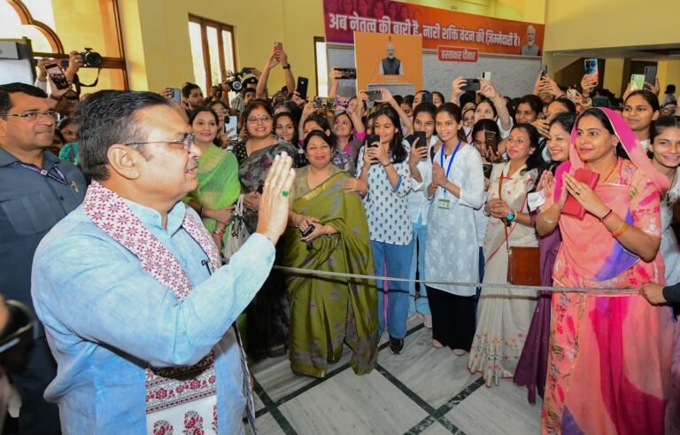 प्रधानमंत्री मोदी की योजनाओं से बढ़ा महिलाओं का सम्मान नारी सशक्तिकरण