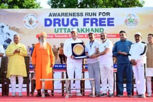 नशे के तस्करों के खिलाफ सख्त कार्रवाई