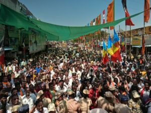 रोड शो शामिल जनता